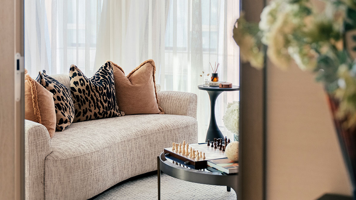https://media.instyledirect.ae/staging/tenant-ready-living-room-dubai.jpg